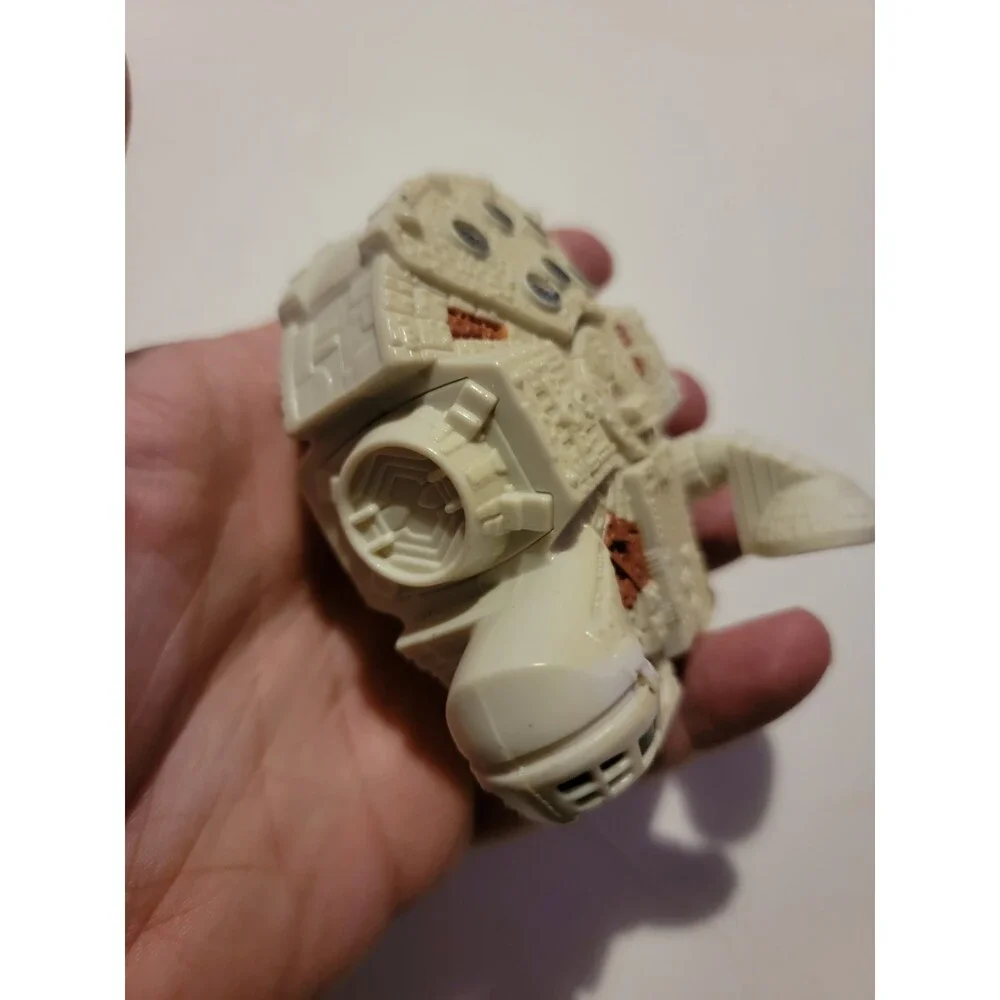 Burger King Toy a 'chunky' Millennium Falcon 2005 STAR WARS EPISODE 3 LFL